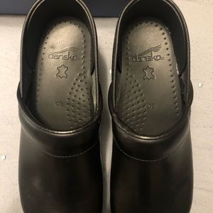 NEW Dansko shoes, Black